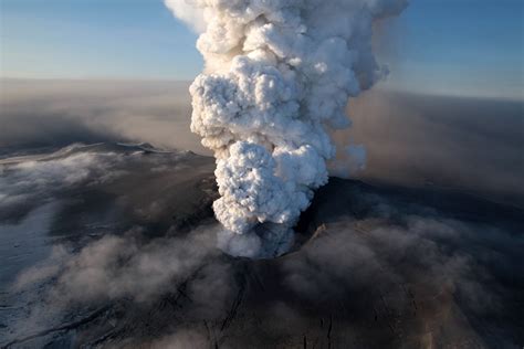 vulkanausbruch island wolke europa